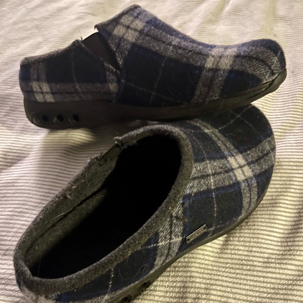 Therafit Slipper for Pain Reduction - Stefani Wool Clog Slipper